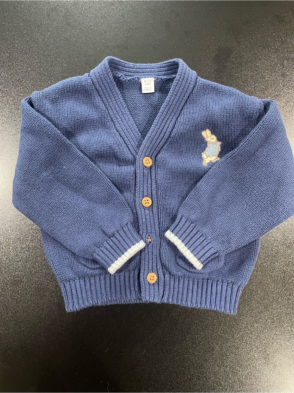 Marks & Spencer Navy Cardigan featuring Peter Rabbit fits 9-12 mo. 🐰